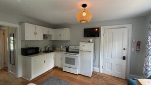 Coffee/tea maker, fridge, microwave, oven - Downtown Studio w/ Full Kitchen & Shared Porch - Walk Everywhere in Town (Castine)