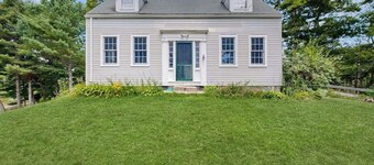 Historic riverfront home with boathouse & private dock - dogs OK