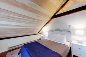 2 habitaciones, escritorio, internet y ropa de cama 