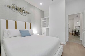 Iron/ironing board, travel cot, WiFi, bed sheets - 5 BD/ 5 BA/ Paradiso Grande  (10472 ET) (Orlando)
