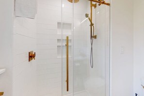 Shower, towels