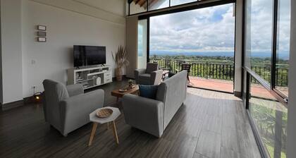 Villa with infinity pool and 180° views Filandia