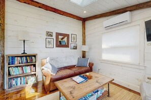 Televisie, boeken en een stereo