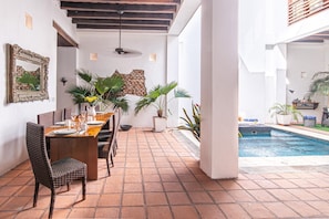 Pool - Premium Room in Colonial Home with Pool and Rooftop (Santa Marta)