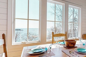 Dining - Oceanfront home on 6 acres with multi-level deck & spectacular view (Rockport)