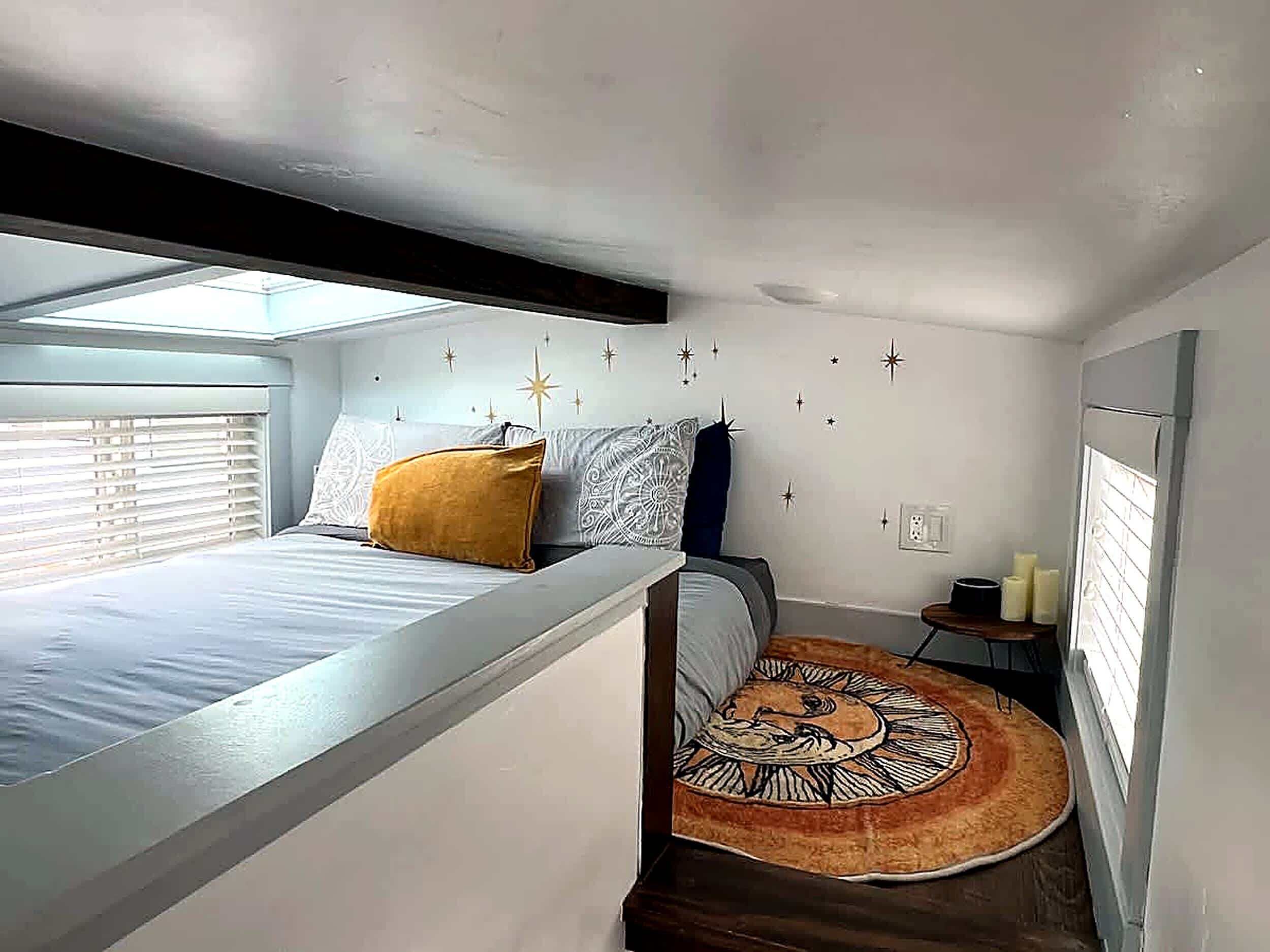 Iron/ironing board, travel crib, WiFi, bed sheets