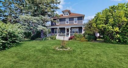 Charming Coastal Retreat with Ocean Views, Porch and Private Cabin