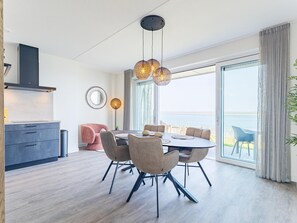 Apartment | Dining - Marina Stay With Dual Terraces (Sint-Annaland)