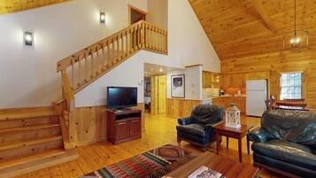 TV, fireplace, DVD player, table tennis