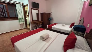 Basic Quadruple Room | Free WiFi, bed sheets