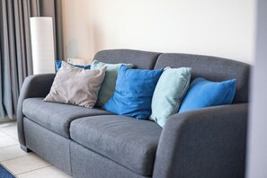 TV - 1 bedroom accommodation in De Panne (De Panne)