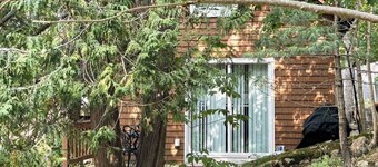 Two-Level Unit w/ Patio, Deck, Firepit, Private Washer/ Dryer, and Free WiFi