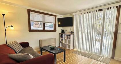 Two-Level Unit w/ Patio, Deck, Firepit, Private Washer/ Dryer, and Free WiFi