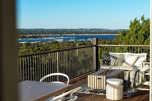 Property grounds - Lake Views + Steps to Marina + Sleeps 18 + Hot tub (Austin)