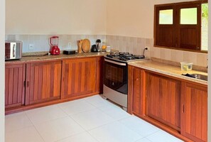 Private kitchen - Beautiful Leisure House (Trancoso)