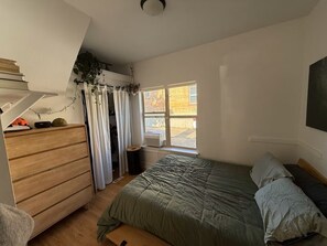 Room - Sunny Bungalow Near Downtown Denver (Denver)