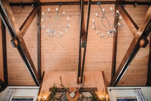 Interior - Lake front family charmer in Boulder Bay (Big Bear Lake)