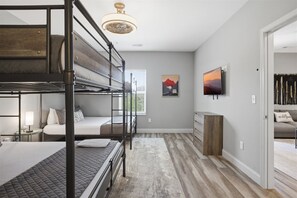 Iron/ironing board, free WiFi, bed sheets - Serenity Ridge Clubhouse Unit 2- Pool/First-Floor (Pigeon Forge)