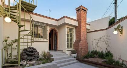 Quiet and Cozy Home with Great Location