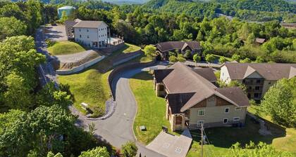 Serenity Ridge Clubhouse Unit 5- Groups/Pool/Games