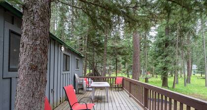 Pet-Friendly Cabin Near Wallowa Lake