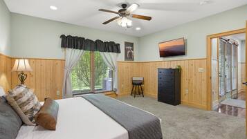 1 bedroom, iron/ironing board, free WiFi, bed sheets