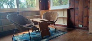 Interior - Rustic chalet inside the National Park. Cold, fireplace, trails. (Itatiaia)