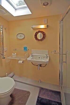 Bathroom - 4 Bed in Renvyle (oc-i258) (Illaunroe)