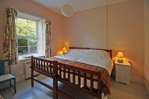 Room - 4 Bed in Renvyle (oc-i258) (Illaunroe)