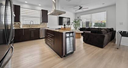 NEW! Miami Home w/ Heated Saltwater Pool