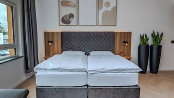 Deluxe-Studiosuite | Zimmersafe, individuell dekoriert, individuell eingerichtet