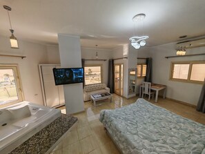 Romantic Suite, 1 Queen Bed, Balcony, Mountain View | Desk, laptop workspace, iron/ironing board, free WiFi - Avrio Skypool (Red Sea Governorate)
