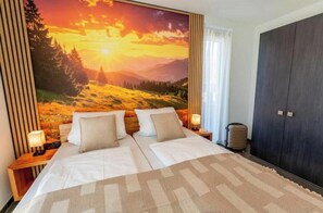 3 bedrooms, iron/ironing board, WiFi, bed sheets - Stay. | T1 4-room 2-bathroom family garden apartment (Titisee-Neustadt)
