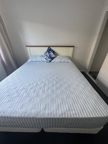 Room-spacious One-bedroom With Private B