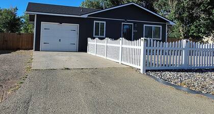 Wonderful 3-bedroom house in Alamosa perfect for your stay