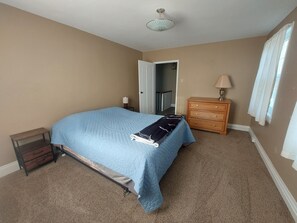 WiFi, bed sheets