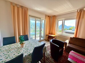 Interior - Lugano, amazing view of the Lugano lake (Porza)