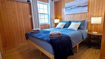 WiFi, bed sheets