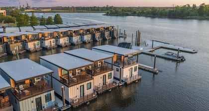 Newport at The Cove Riverwalk Villas