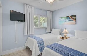 4 chambres, fer et planche à repasser, Wi-Fi, draps fournis
