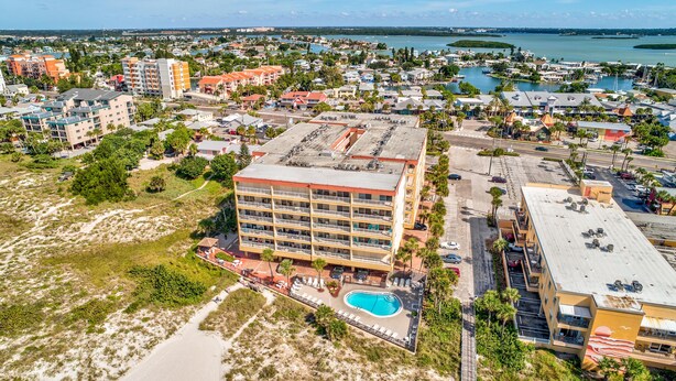 Condo, 1 King Bed with Sofa bed (Madeira Norte 406 - Premier) | Exterior - Madeira Norte 406 - Premier (Madeira Beach)