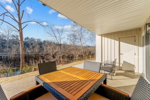 Outdoor dining - Creekfront 2BR Branson Retreat Sleeps 6 w/ Patio, Gym & Resort Amenities (Branson)