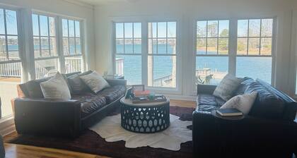 Quiet cove on Lake Murray