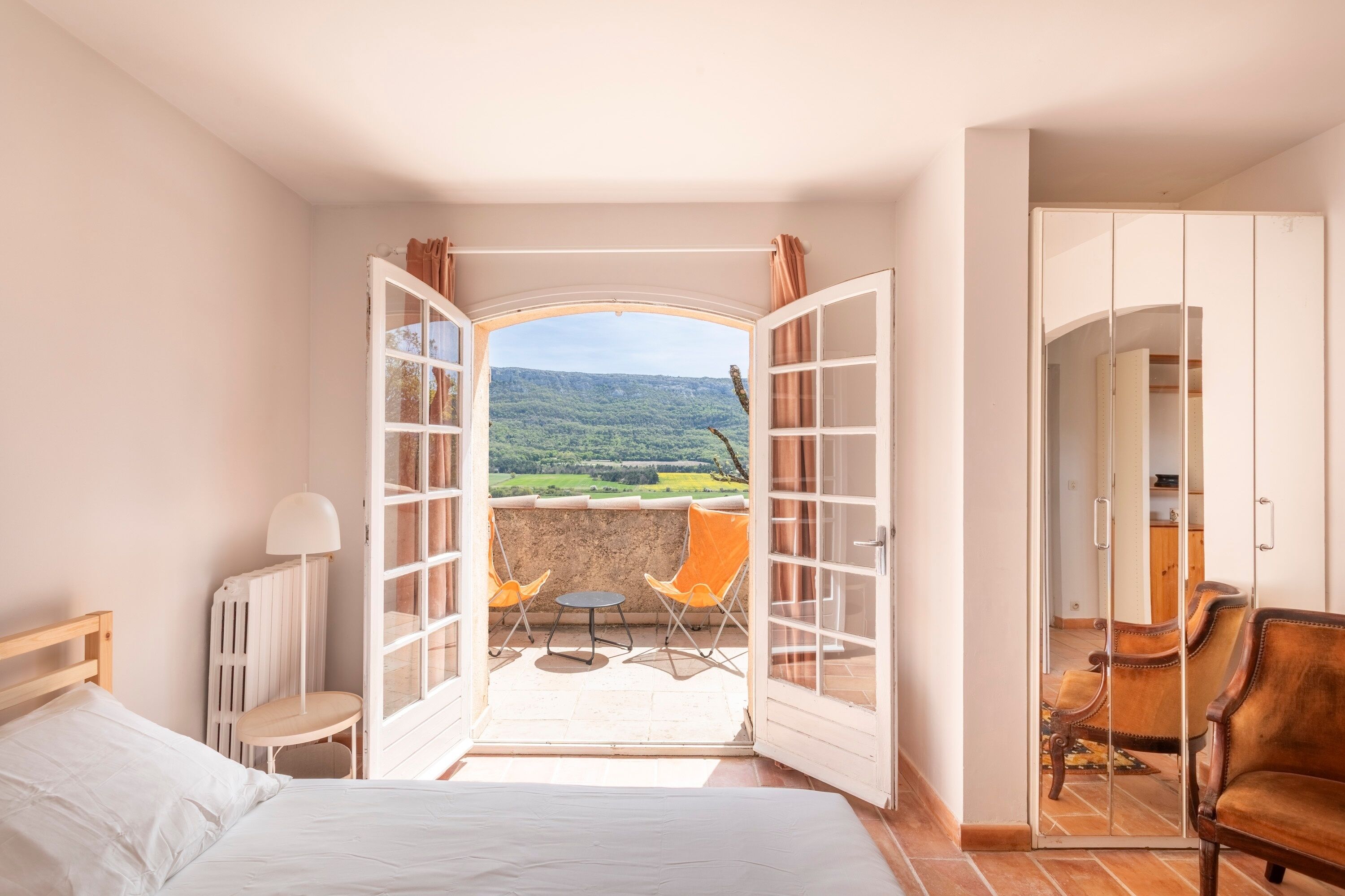 4 Schlafzimmer, Bügeleisen/Bügelbrett, Bettwäsche