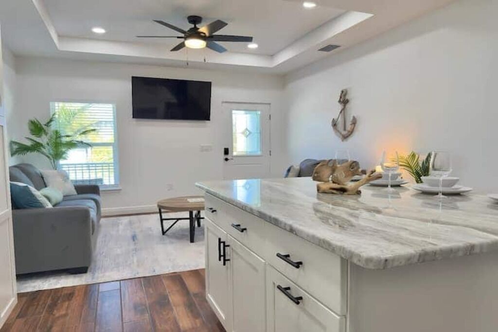 Sand Dollar - 2-bedroom House In Awesome Punta Gorda With Cool Ac - Punta Gorda, FL