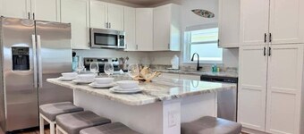 Sand Dollar - 2-bedroom house in awesome Punta Gorda with cool AC