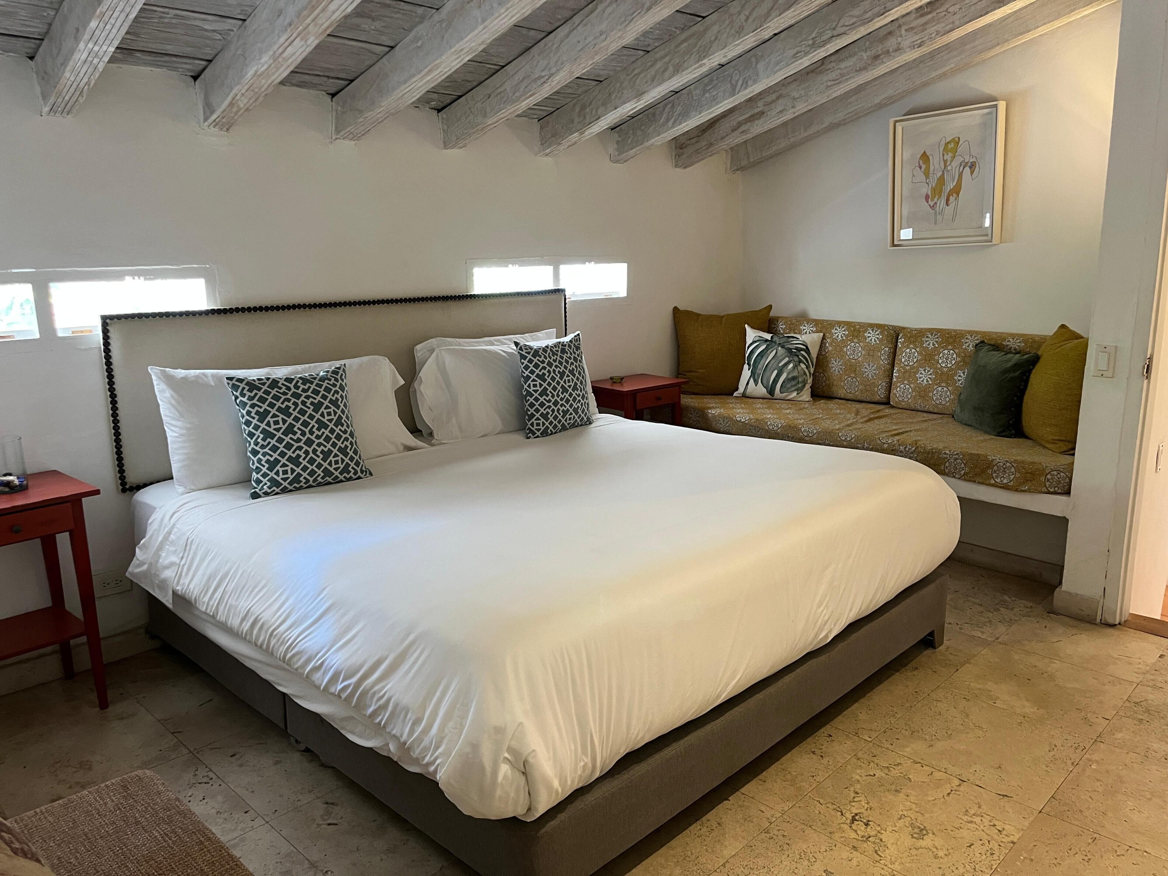 In-room safe, free WiFi