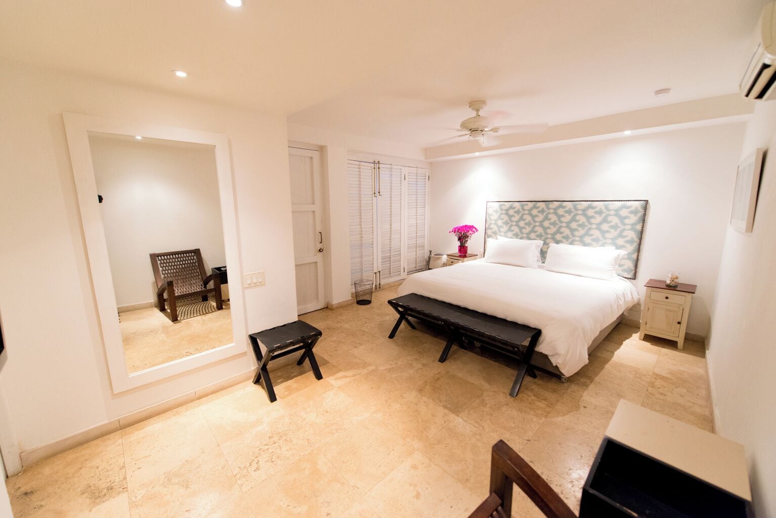 Habitación Junior Suite número 4 | Caja fuerte y wifi gratis
