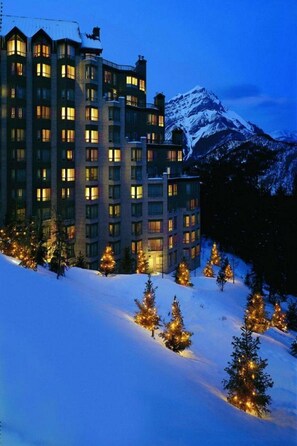 Exterior - The Rimrock Resort Hotel Banff (Banff)