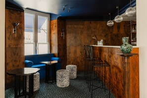 Bar (on property) - Hotel de Charonne (Paris)